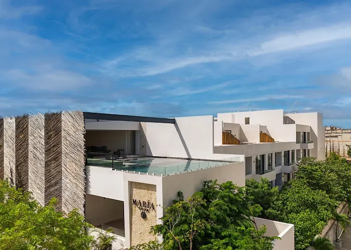 2br Plunge Pool, Rooftop Pool, Gym, Kids Playroom