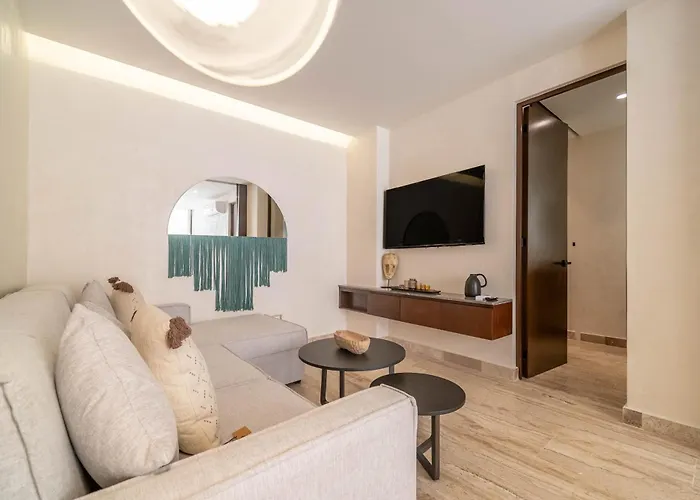Ferienhaus 2br Plunge Pool, Rooftop Pool, Gym, Kids Playroom